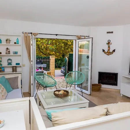La Romana Triplex Arenal By Rock Apartment *